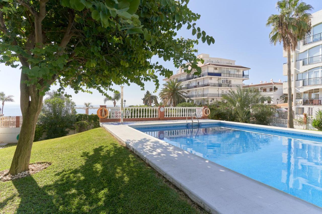 Carabeo 23- Acceso A La Playa Apartment Nerja Exterior photo